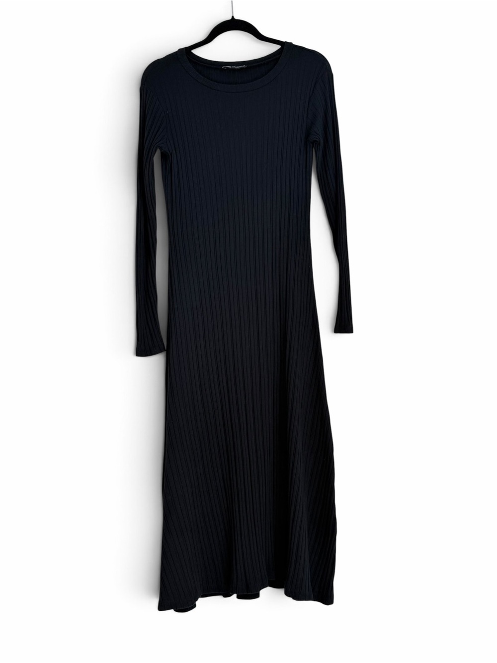 Zara Black Ribbed Long Sleeve Maxi Dress – Size Medium